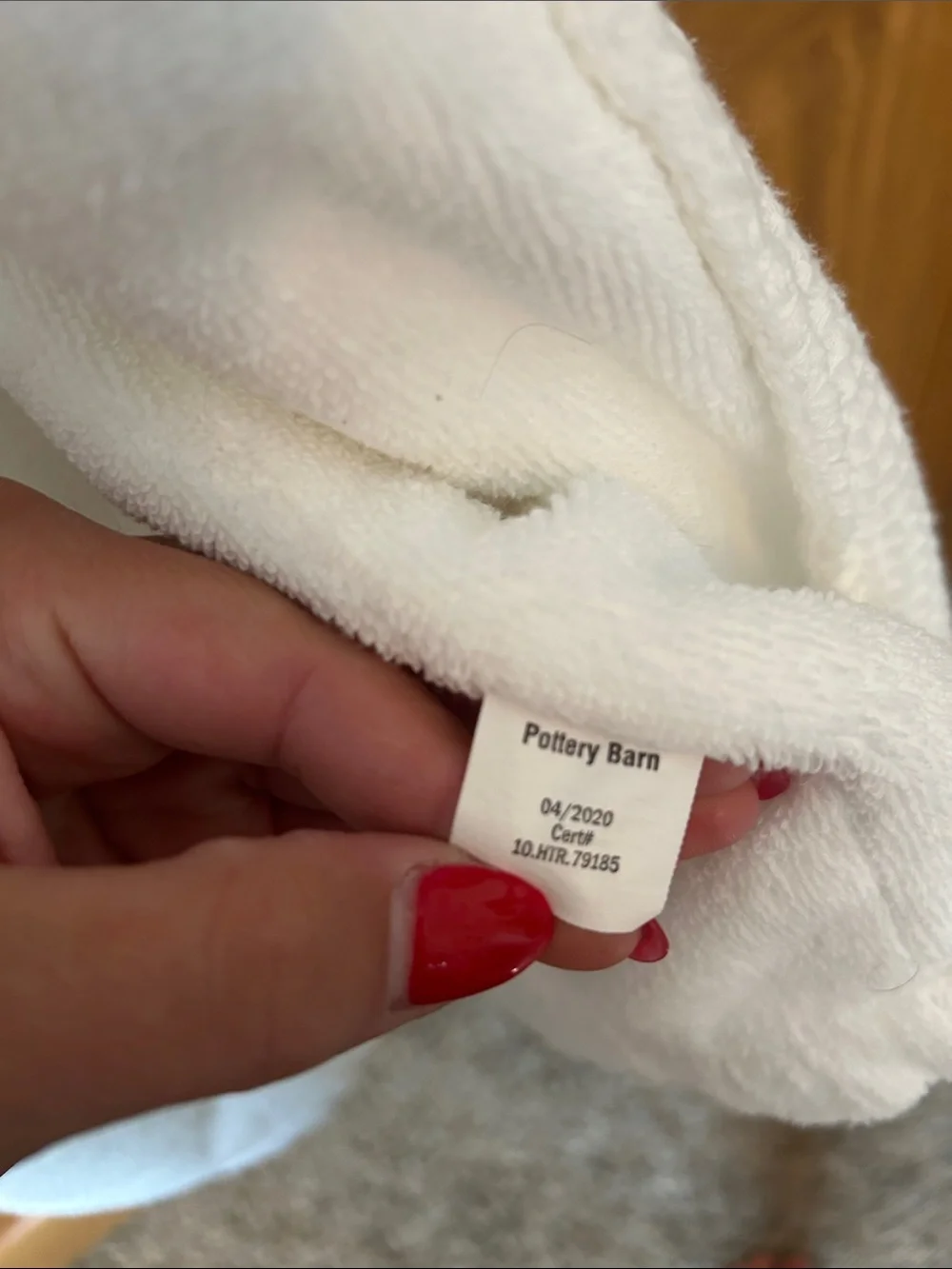 Pottery Barn - White Waffle Robe -OS